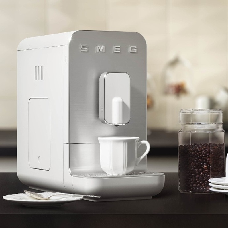 SMEG BCC12WHMEU Espresso Automatic Coffee Machine (White Matte)