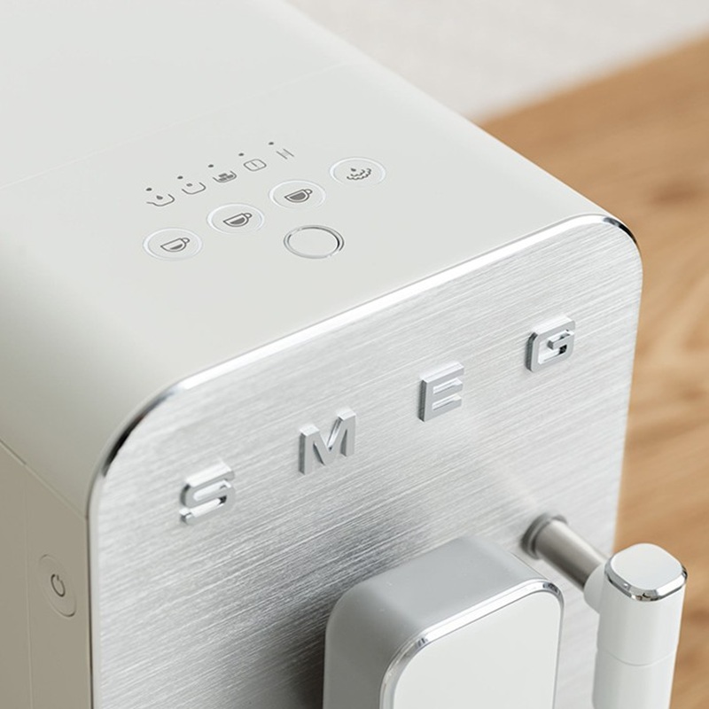 SMEG BCC12WHMEU Espresso Automatic Coffee Machine (White Matte)