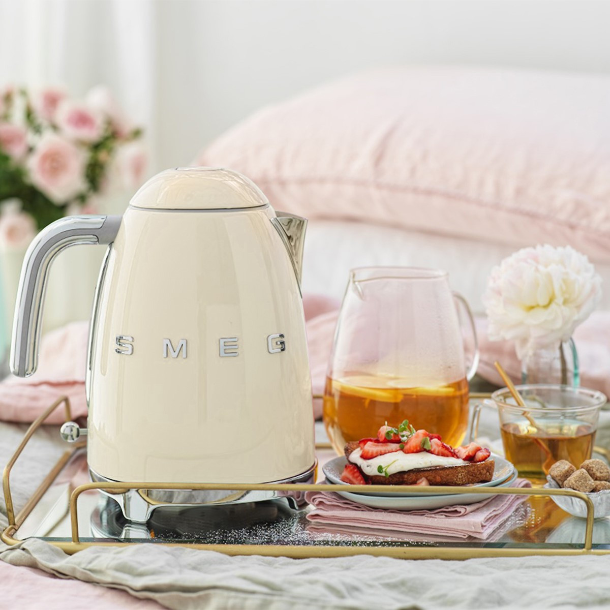 SMEG KLF03PKEU Kettle (Pink)