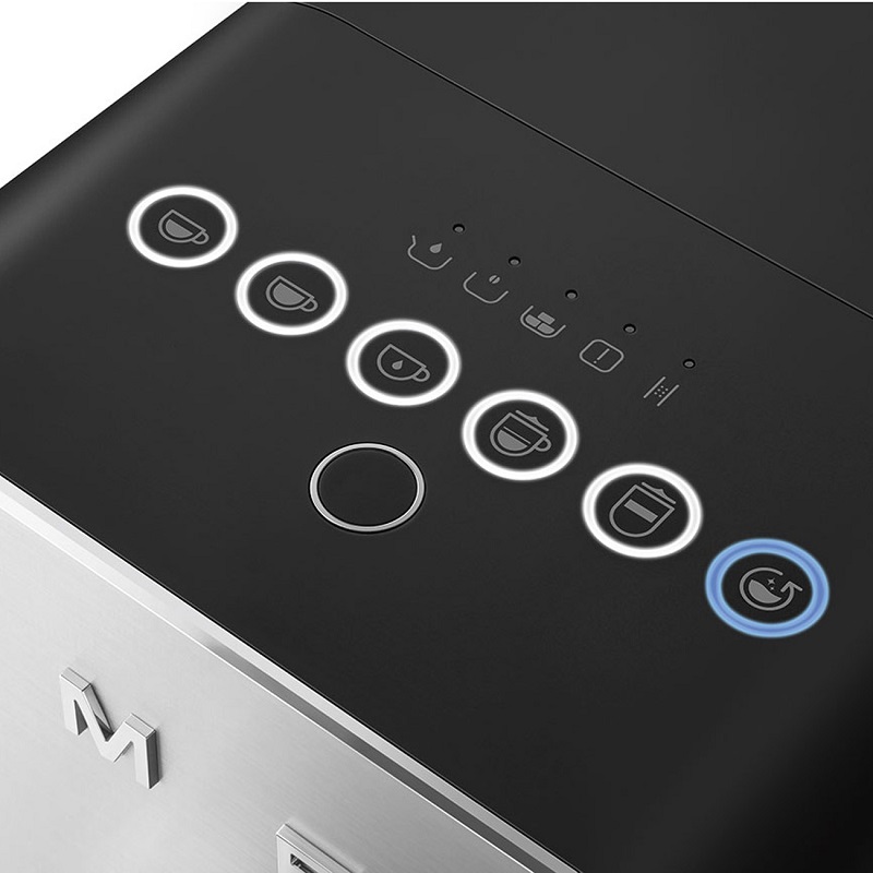 SMEG BCC13BLMEU Automatic Coffee Machine With a Milk System (Black Matte)